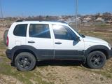 Chevrolet Niva 2014 года за 2 700 000 тг. в Шымкент – фото 4