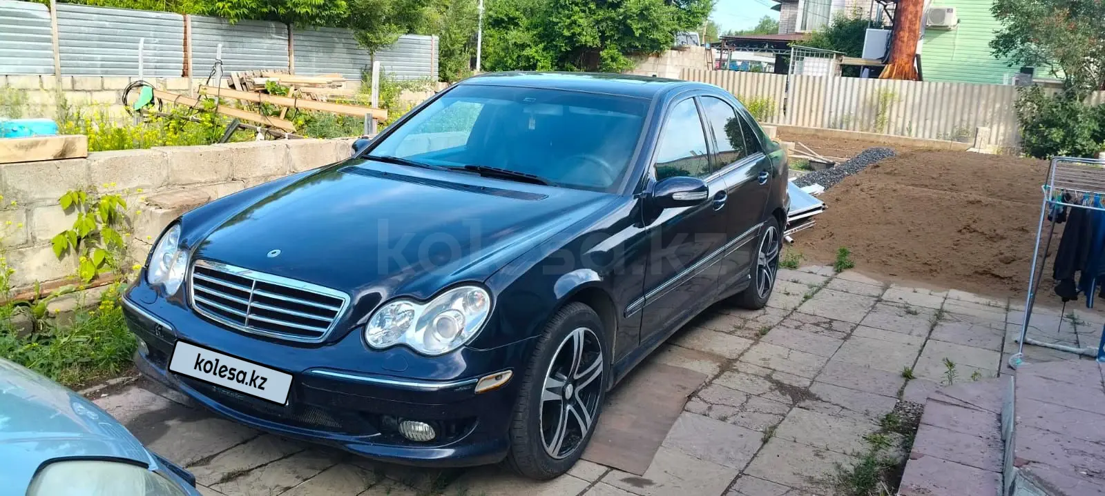 Mercedes-Benz C-Class, 2005