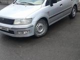 Mitsubishi Space Wagon 1999 годаfor2 400 000 тг. в Атырау – фото 2