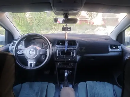 Volkswagen Polo 2015 года за 4 200 000 тг. в Актобе – фото 4
