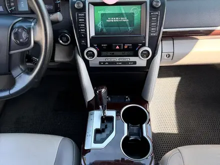 Toyota Camry 2012 года за 9 600 000 тг. в Алматы – фото 13