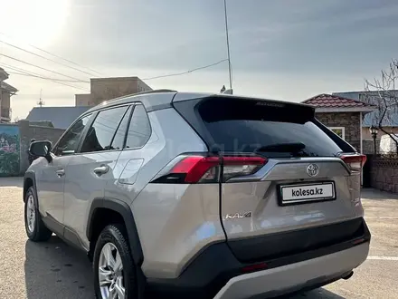 Toyota RAV4 2019 года за 16 000 000 тг. в Алматы – фото 3