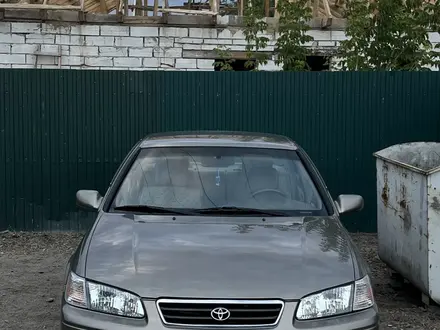 Toyota Camry 2001 года за 4 700 000 тг. в Семей – фото 6