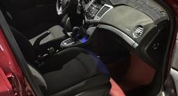 Chevrolet Cruze 2012 года за 2 750 000 тг. в Шымкент – фото 3