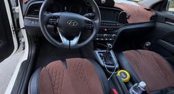 Hyundai Elantra 2019 года за 7 300 000 тг. в Алматы – фото 4
