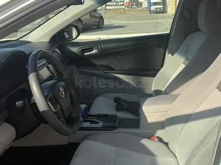 Toyota Camry 2012 года за 4 900 000 тг. в Атырау – фото 13