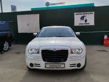 Chrysler 300C 2005 года за 5 500 000 тг. в Алматы – фото 11