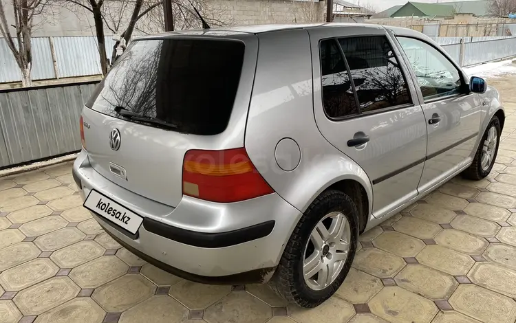 Volkswagen Golf 2000 годаүшін2 300 000 тг. в Тараз