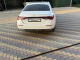 Mercedes-Benz E 200 2024 года за 34 500 000 тг. в Алматы – фото 2