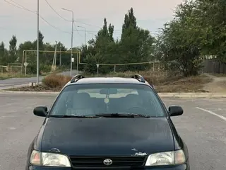 Toyota Carina E