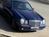 Mercedes-Benz E 200 1996 года за 2 800 000 тг. в Петропавловск