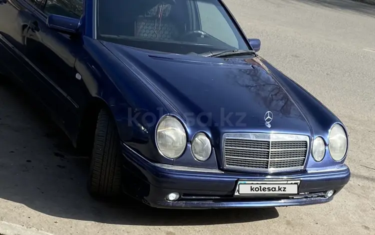 Mercedes-Benz E 200 1996 годаүшін2 800 000 тг. в Петропавловск