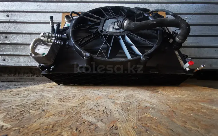 Радиатор охлаждения на BMW 525 e60, оригинал за 45 000 тг. в Шымкент
