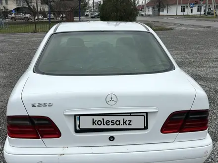 Mercedes-Benz E 320 1999 года за 2 500 000 тг. в Алматы – фото 12