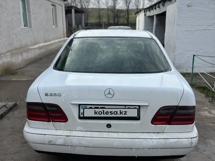 Mercedes-Benz E 320 1999 года за 2 500 000 тг. в Алматы – фото 6