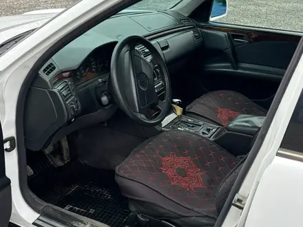 Mercedes-Benz E 320 1999 года за 2 500 000 тг. в Алматы – фото 9