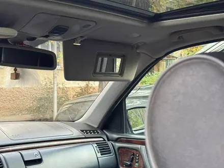 Mercedes-Benz E 320 2000 года за 3 500 000 тг. в Алматы – фото 11