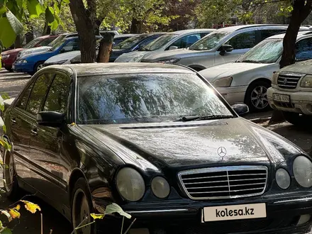 Mercedes-Benz E 320 2000 года за 3 500 000 тг. в Алматы