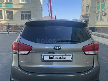 Kia Carens 2015 года за 7 900 000 тг. в Атырау – фото 5