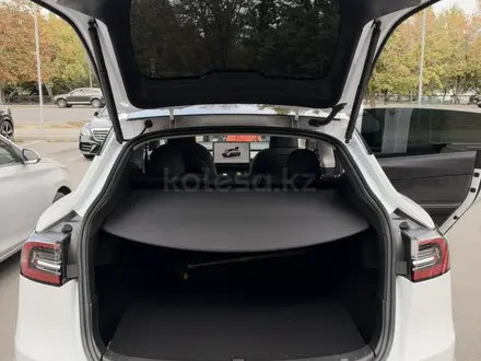 Tesla Model Y 2024 года за 13 850 000 тг. в Алматы – фото 11