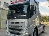 Volvo  FH 2020 года за 41 000 000 тг. в Сарыагаш