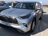 Toyota Highlander 2022 года за 17 500 000 тг. в Актобе