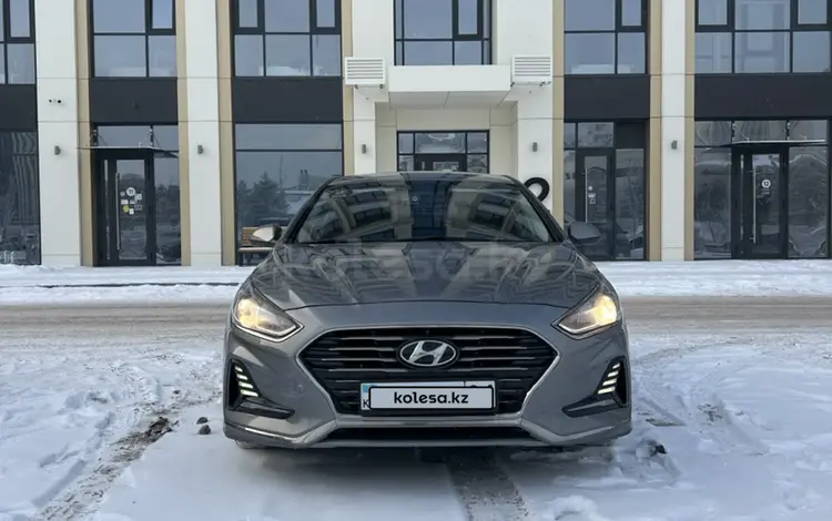 Hyundai Sonata 2018 года за 9 500 000 тг. в Астана