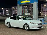 Lexus ES 300h 2013 года за 8 500 000 тг. в Актау