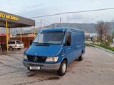 Mercedes-Benz Sprinter 1997 года за 4 700 000 тг. в Алматы – фото 2