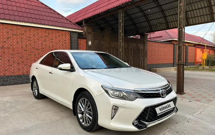 Toyota Camry 2017 года за 14 700 000 тг. в Шымкент