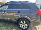 Chevrolet Captiva 2008 года за 5 300 000 тг. в Аксай – фото 3