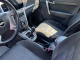 Chevrolet Captiva 2008 года за 5 300 000 тг. в Аксай – фото 2