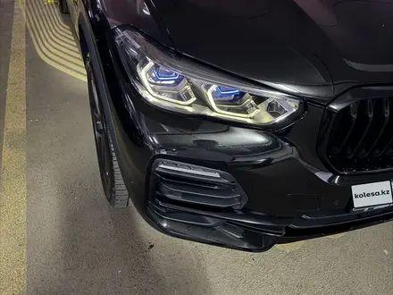 BMW X5 2019 года за 29 780 000 тг. в Алматы
