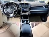 Toyota Camry 2014 годаүшін5 500 000 тг. в Уральск – фото 3