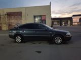 Volkswagen Passat 2001 года за 2 850 000 тг. в Актау – фото 3