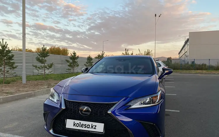 Lexus ES 350 2019 годаүшін24 000 000 тг. в Усть-Каменогорск