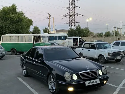 Mercedes-Benz E 320 2002 года за 5 200 000 тг. в Тараз – фото 11