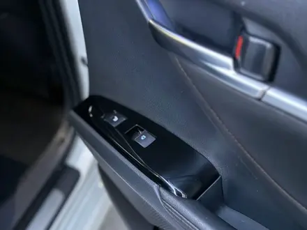Toyota Camry 2019 года за 13 000 000 тг. в Шымкент – фото 5