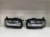 Фары на Toyota Land Cruiser 300 за 4 004 тг. в Шымкент