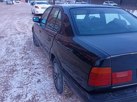 BMW 520 1991 года за 700 000 тг. в Астана – фото 4