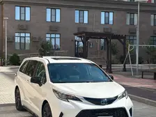 Toyota Sienna, 2022