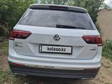 Volkswagen Tiguan 2018 года за 10 200 000 тг. в Кокшетау – фото 2