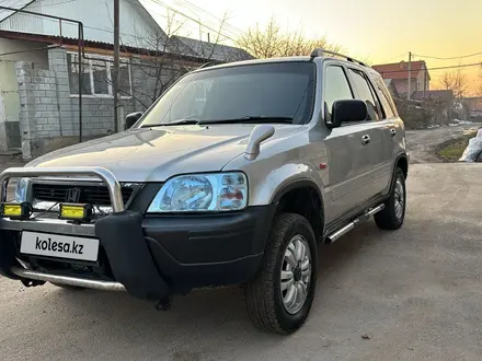 Honda CR-V 1997 года за 2 500 000 тг. в Алматы – фото 2