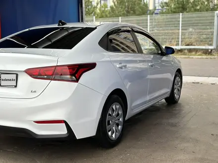 Hyundai Accent 2017 года за 6 750 000 тг. в Шымкент – фото 3