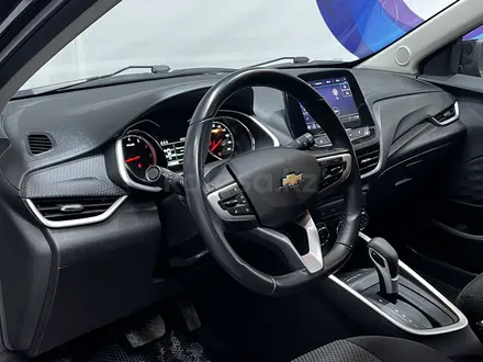 Chevrolet Onix 2022 года за 7 150 000 тг. в Астана – фото 6