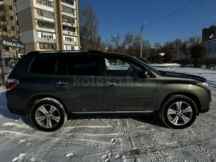 Toyota Highlander 2013 года за 8 600 000 тг. в Уральск – фото 3