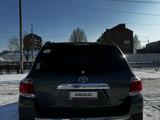 Toyota Highlander 2013 года за 9 000 000 тг. в Уральск – фото 4