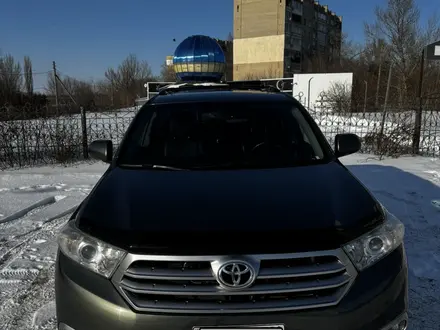 Toyota Highlander 2013 года за 8 600 000 тг. в Уральск – фото 2