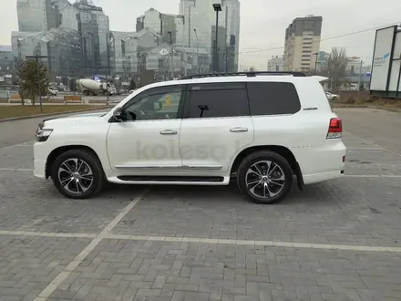 Toyota Land Cruiser 2019 года за 43 000 000 тг. в Алматы – фото 29