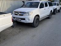 Toyota Hilux 2010 годаfor4 500 000 тг. в Атырау